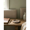 Bild in die Galerieansicht laden, Solstice Stone Tray

