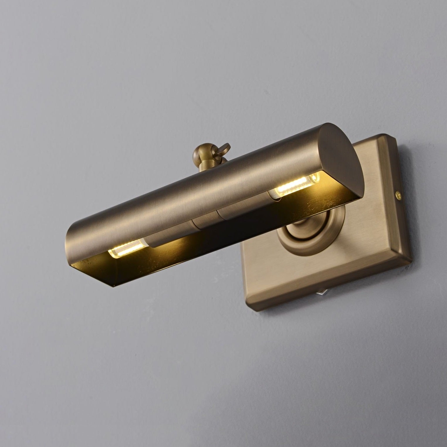Steamer Wall Sconce