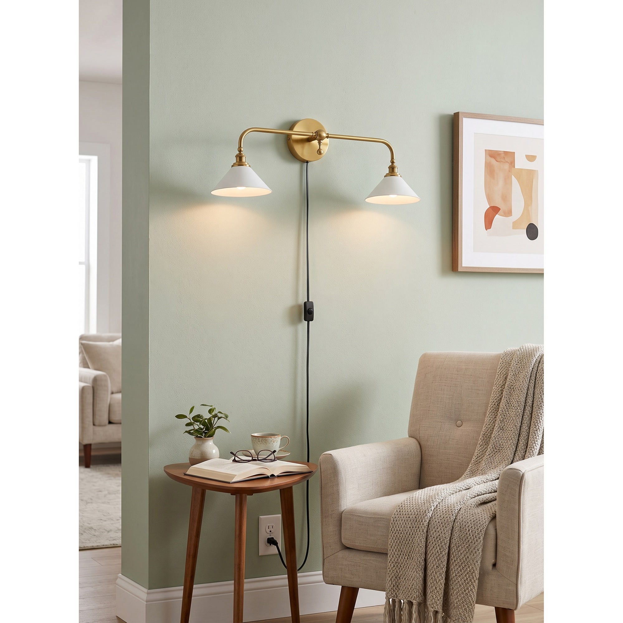 Thetford Plug-in Wall Sconce