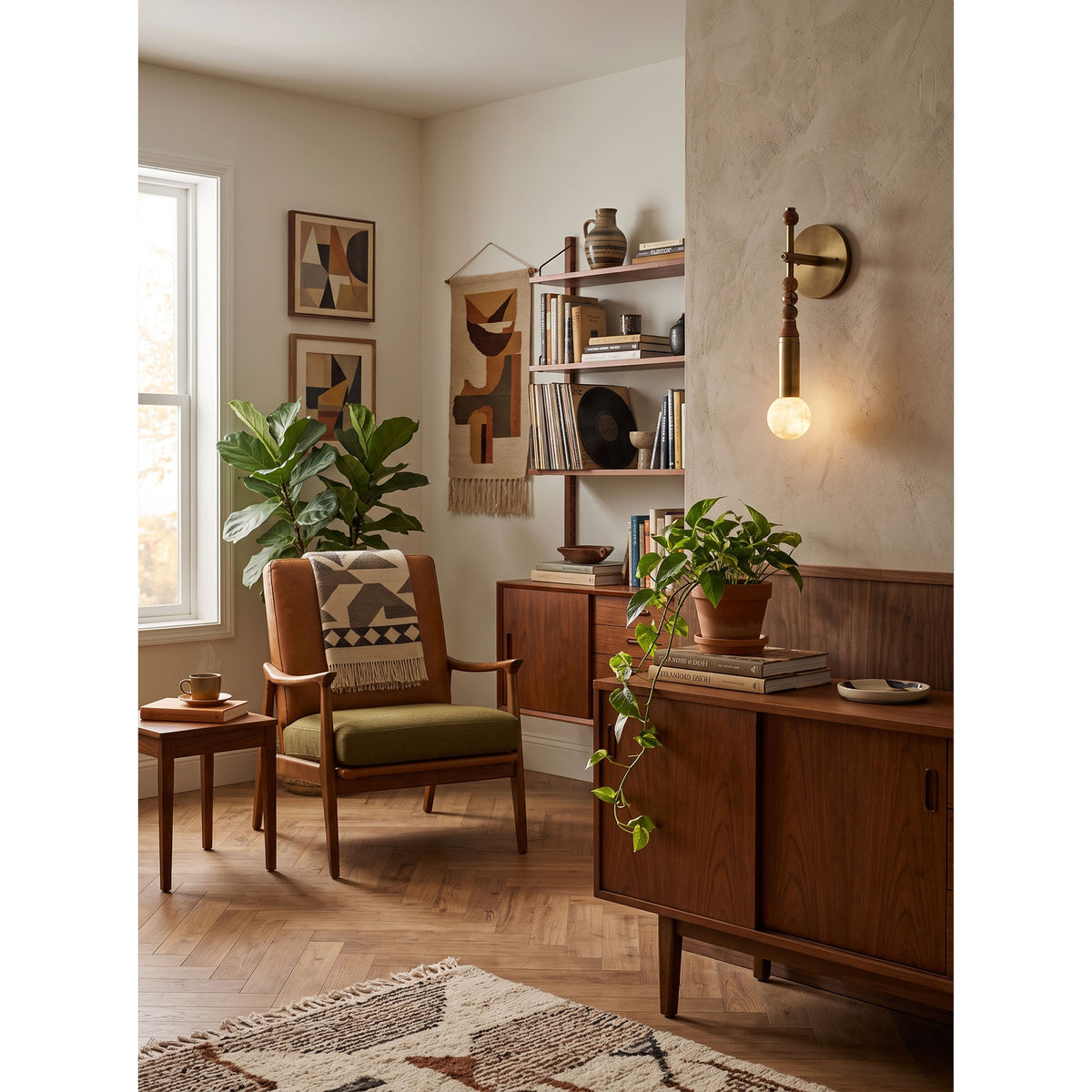 Toam Alabaster Wall Sconce
