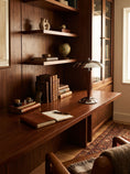 Bild in Galerie-Betrachter laden, Volos Dome Table Lamp
