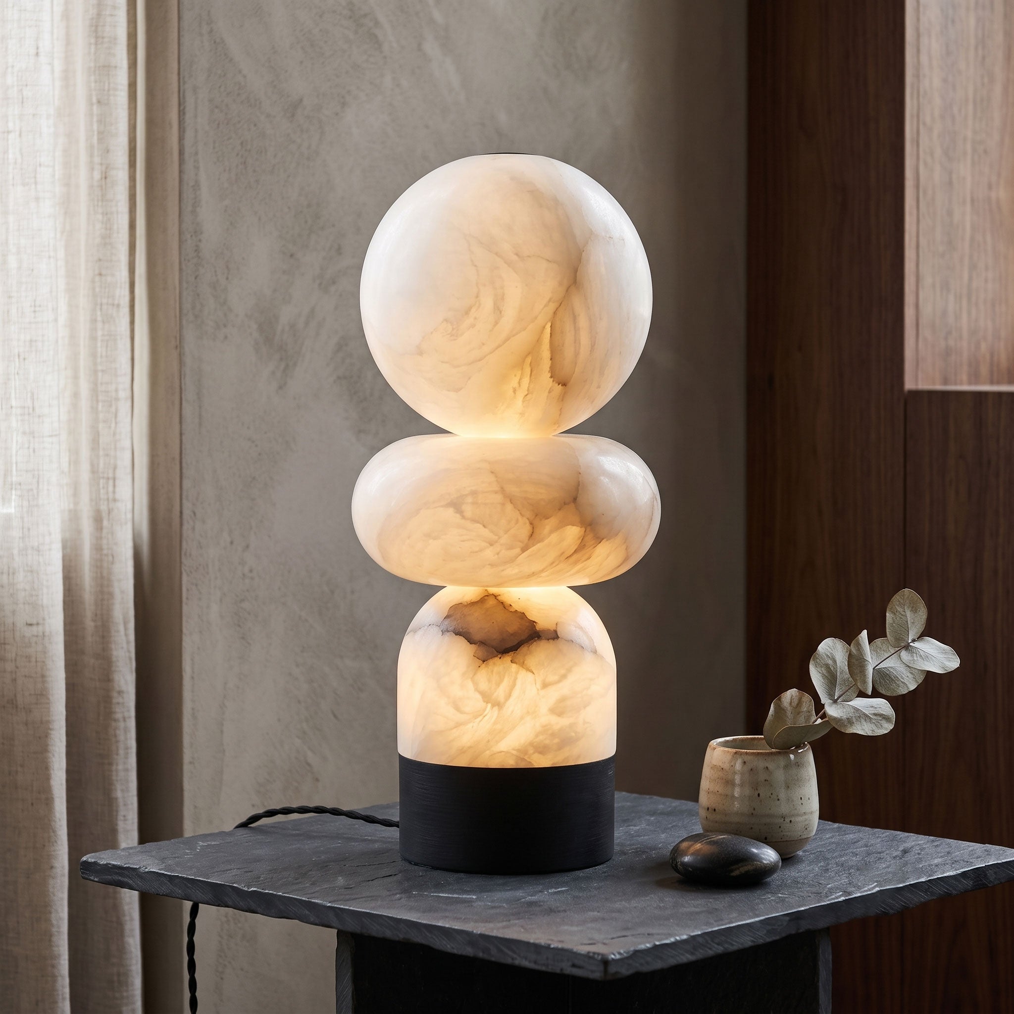 Zinnia Stacked Orb Table Lamp