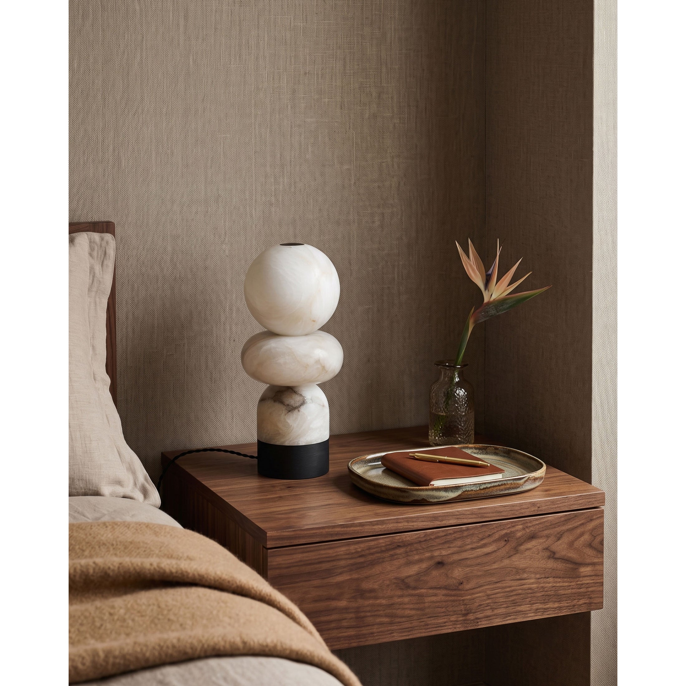 Zinnia Stacked Orb Table Lamp