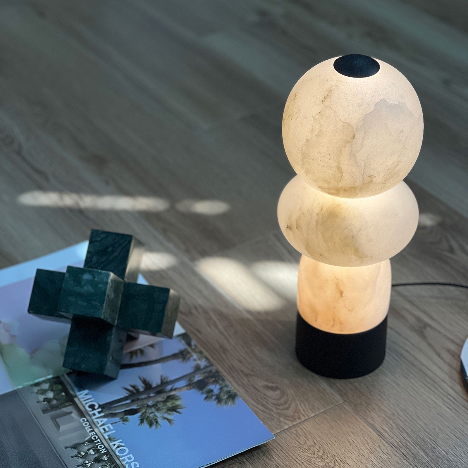 Zinnia Stacked Orb Table Lamp