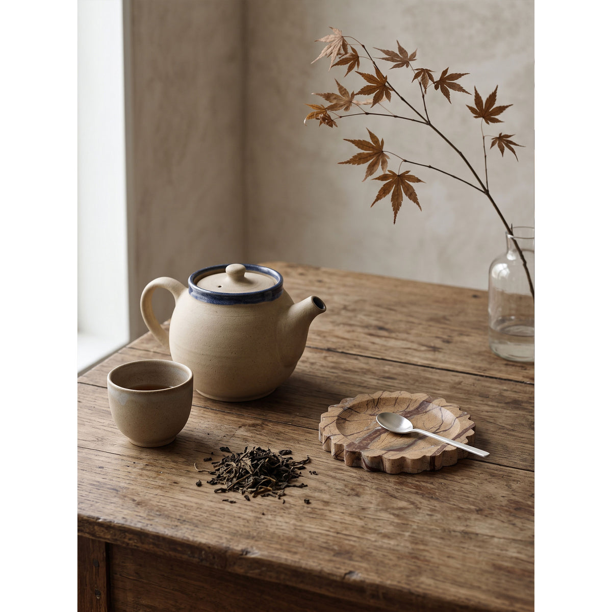 Zion Scalloped Stone Tray