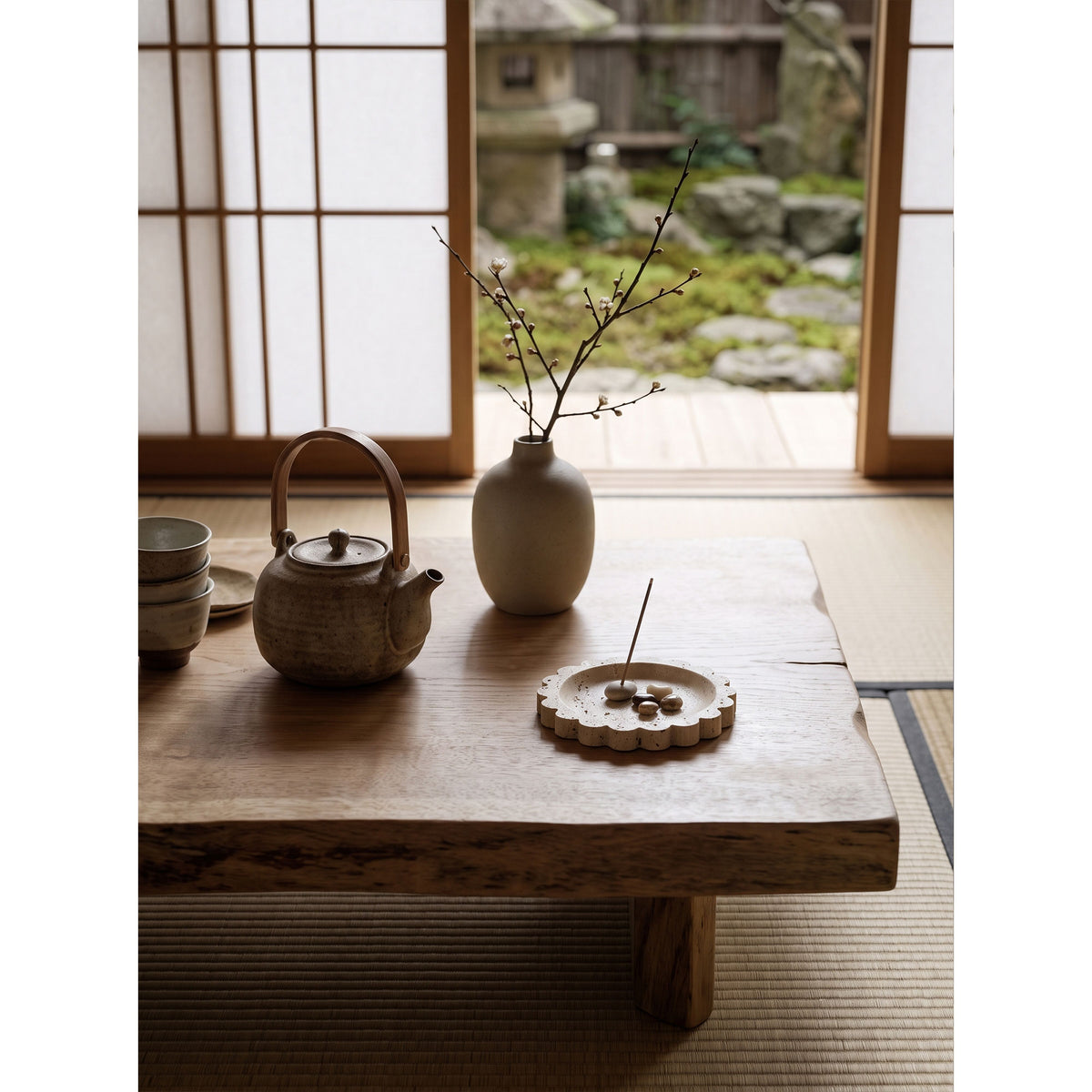 Zion Scalloped Stone Tray
