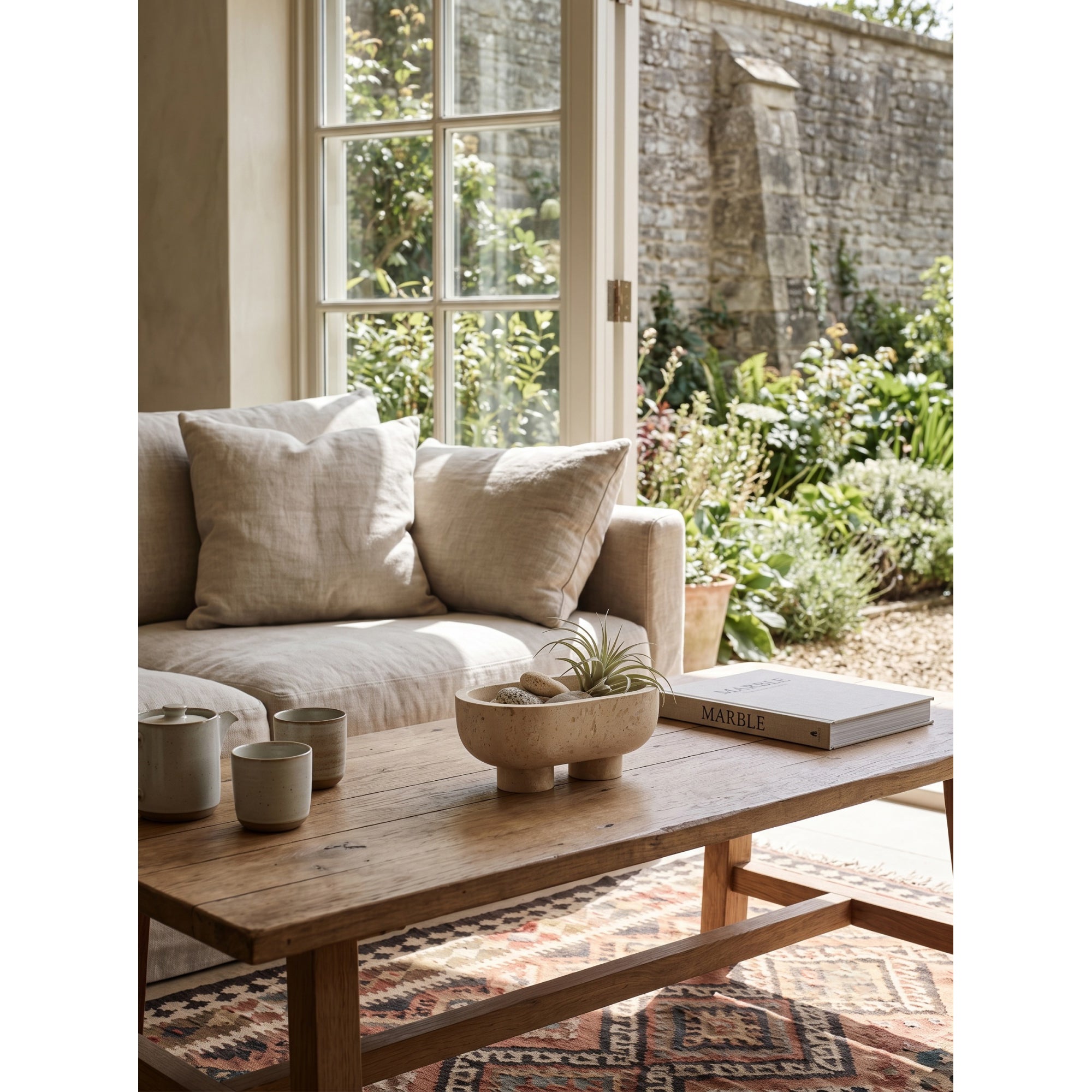Muse Footed Oval Tray