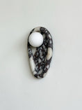 Bild in Galerie-Betrachter laden, Nidus Marble Wall Sconce
