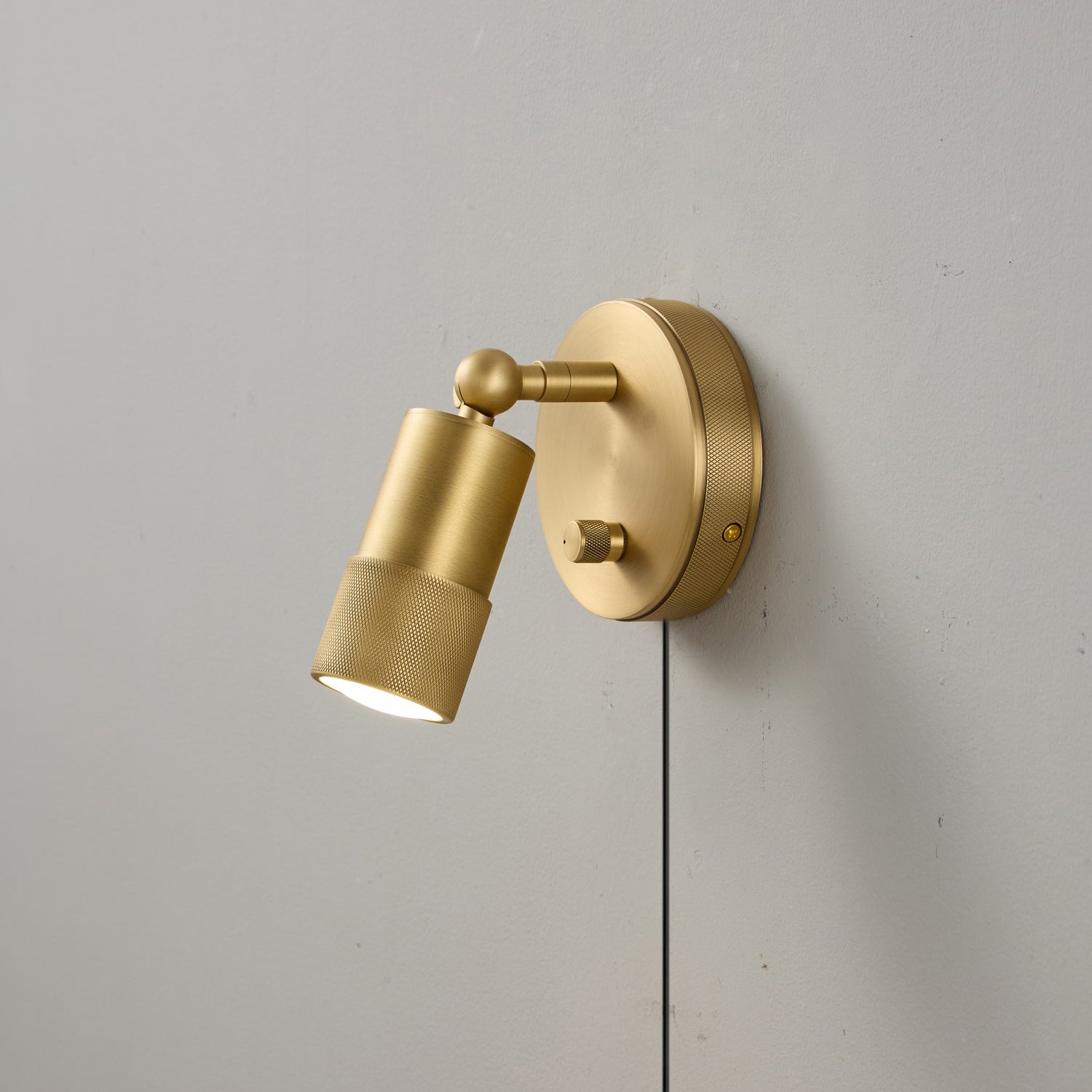 Jura Plug-in Wall Sconce