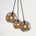 Bild in Galerie-Betrachter laden, Reina Glass Pendant Lamp

