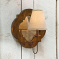 Bild in Galerie-Betrachter laden, Rheam Wall Lamp
