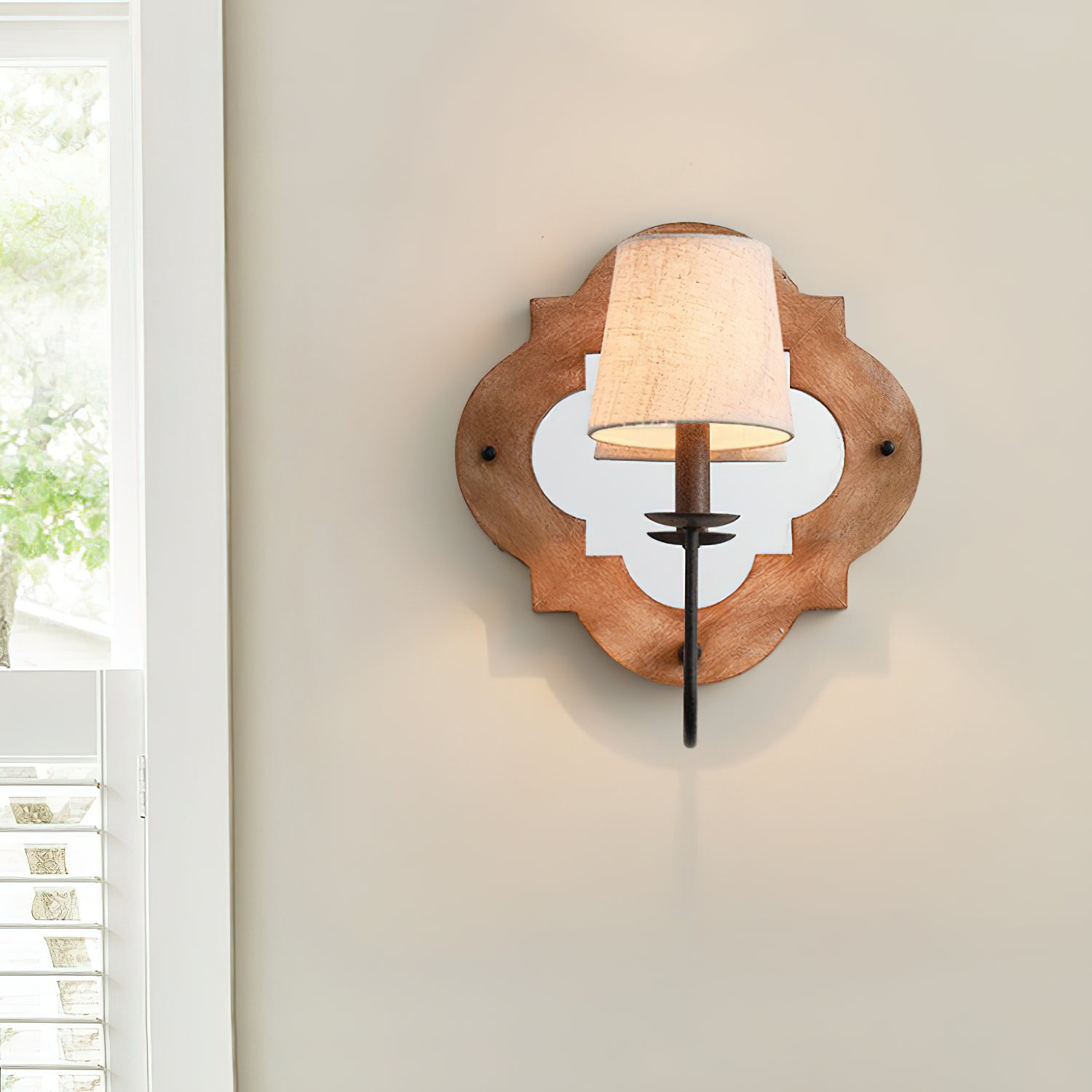 Rheam Wall Lamp