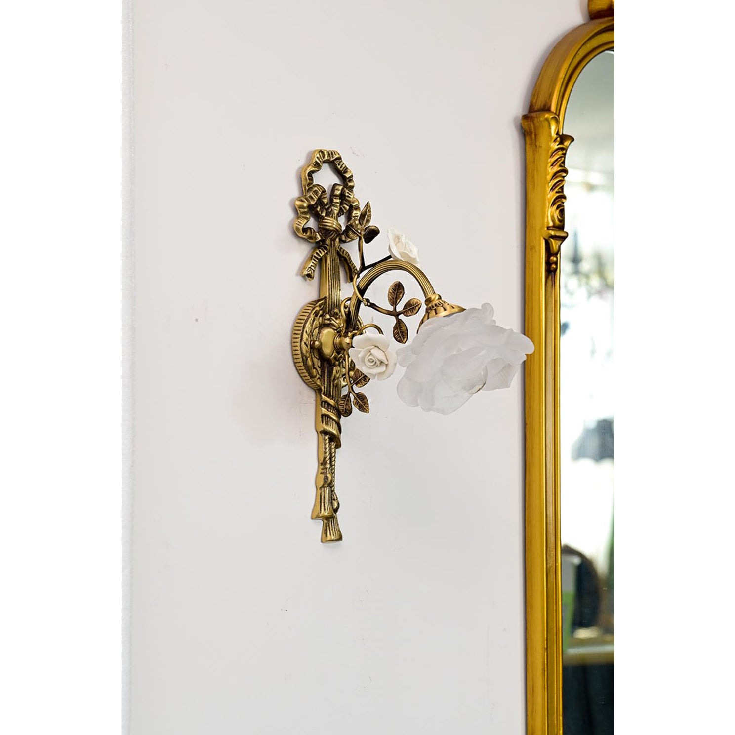 Rosalie Floral Wall Lamp