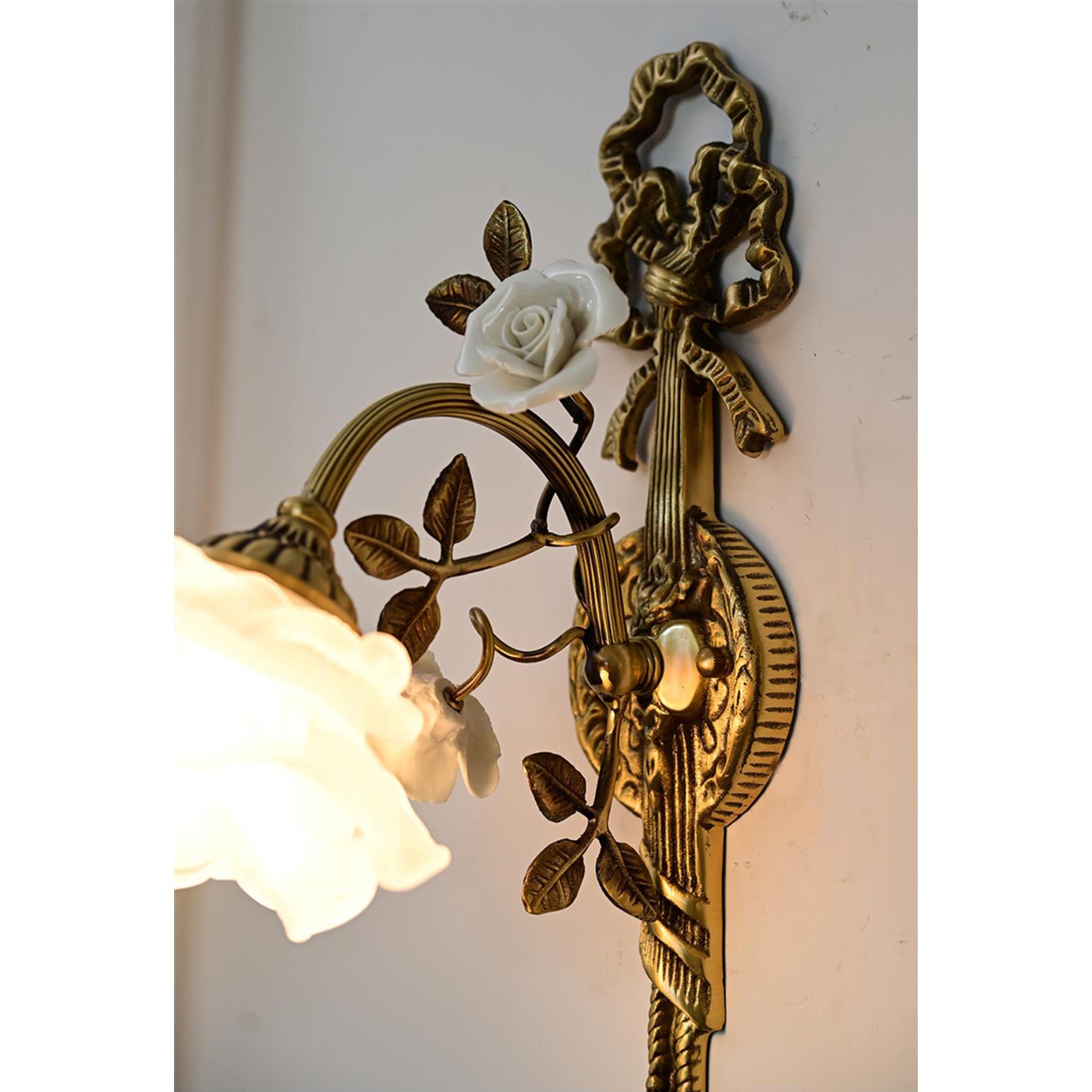 Rosalie Floral Wall Lamp