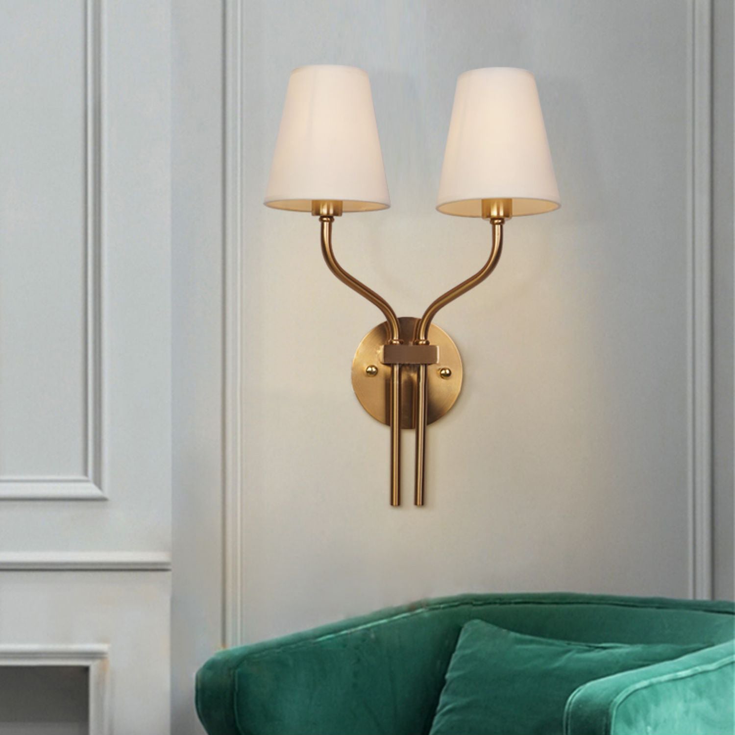 Safavieh Ezra Wall Lamp