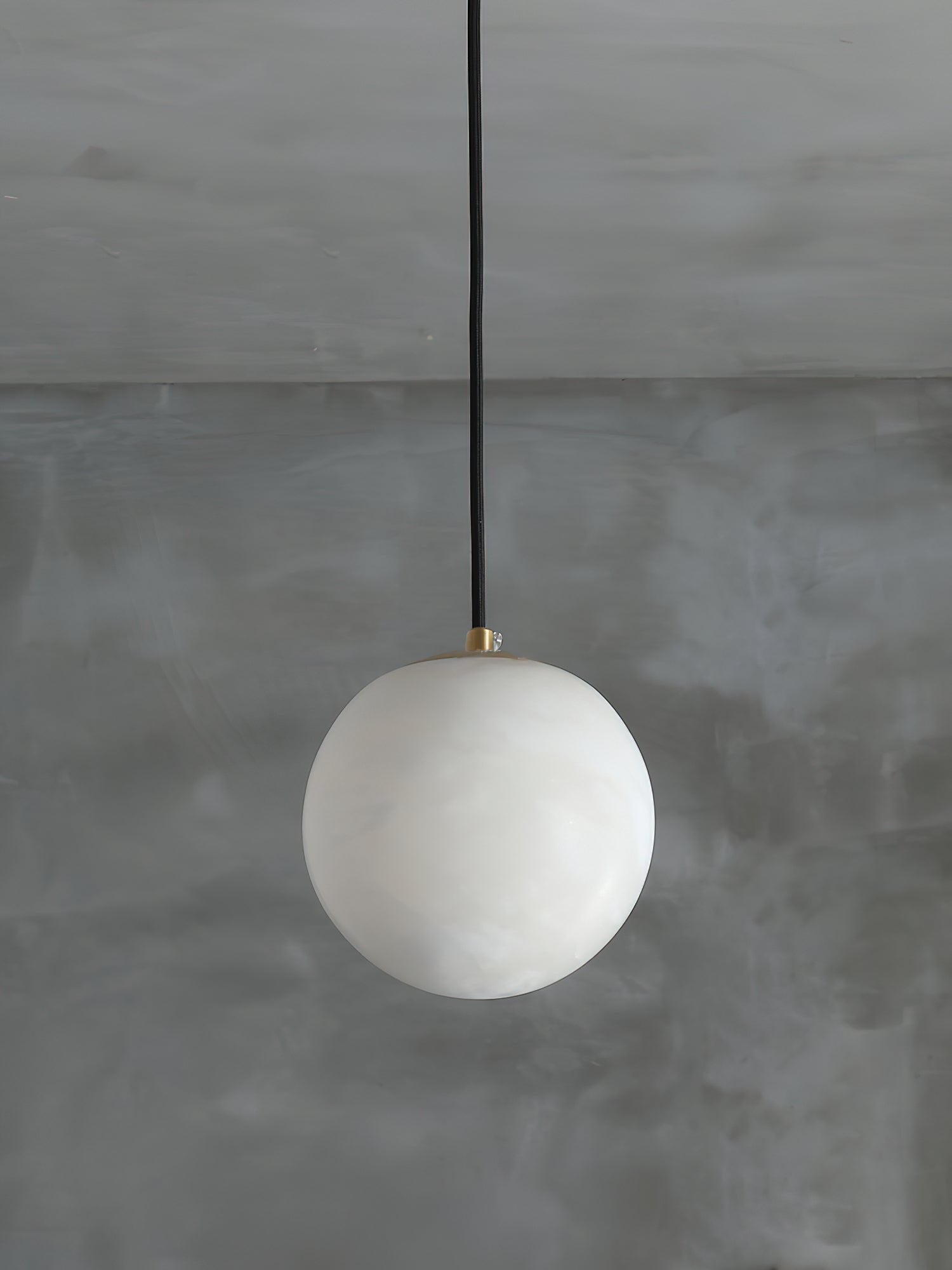 Savina Alabaster Pendant Light