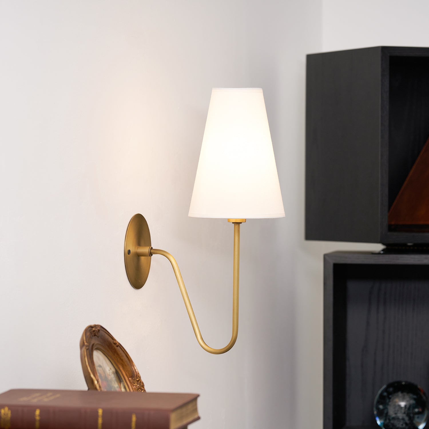 Scoop Wall Lamp