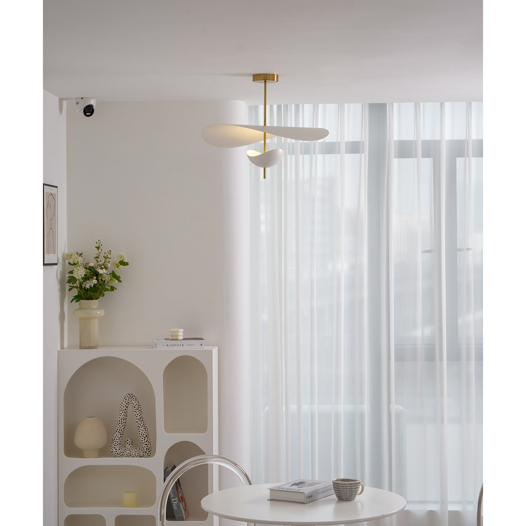 Selene Floating Pendant Lamp