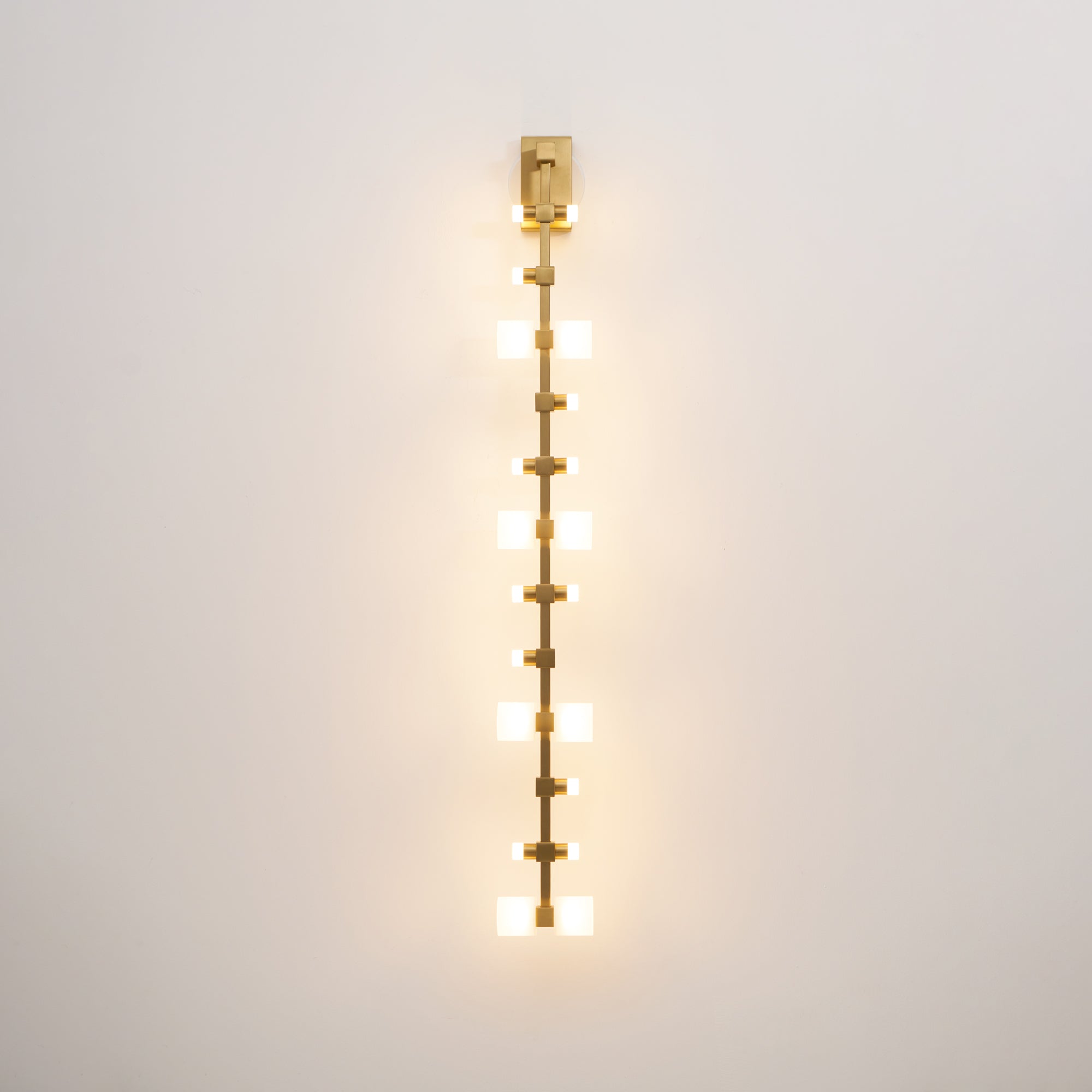 Semper Mia Wall Lamp