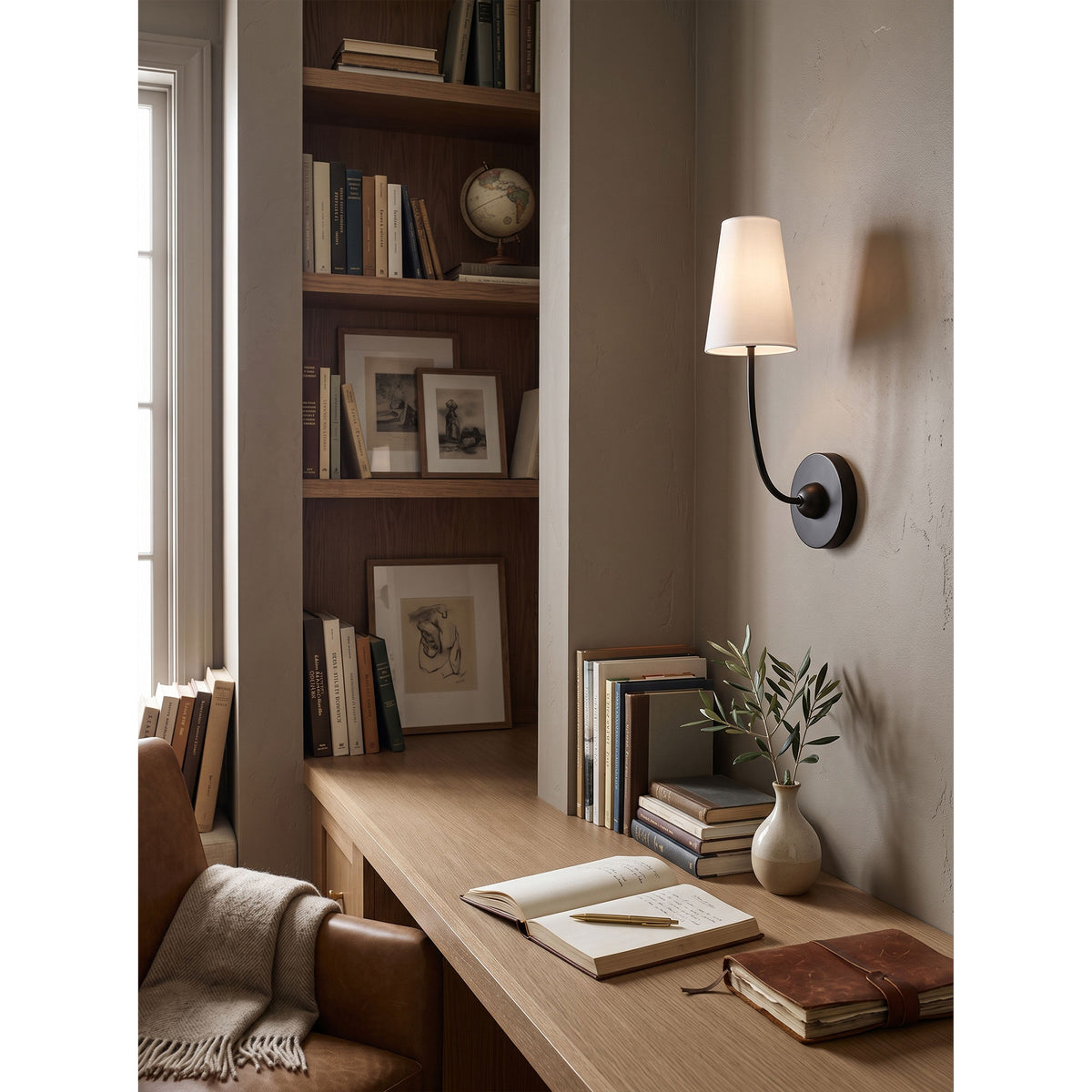 Shannon Wall Lamp