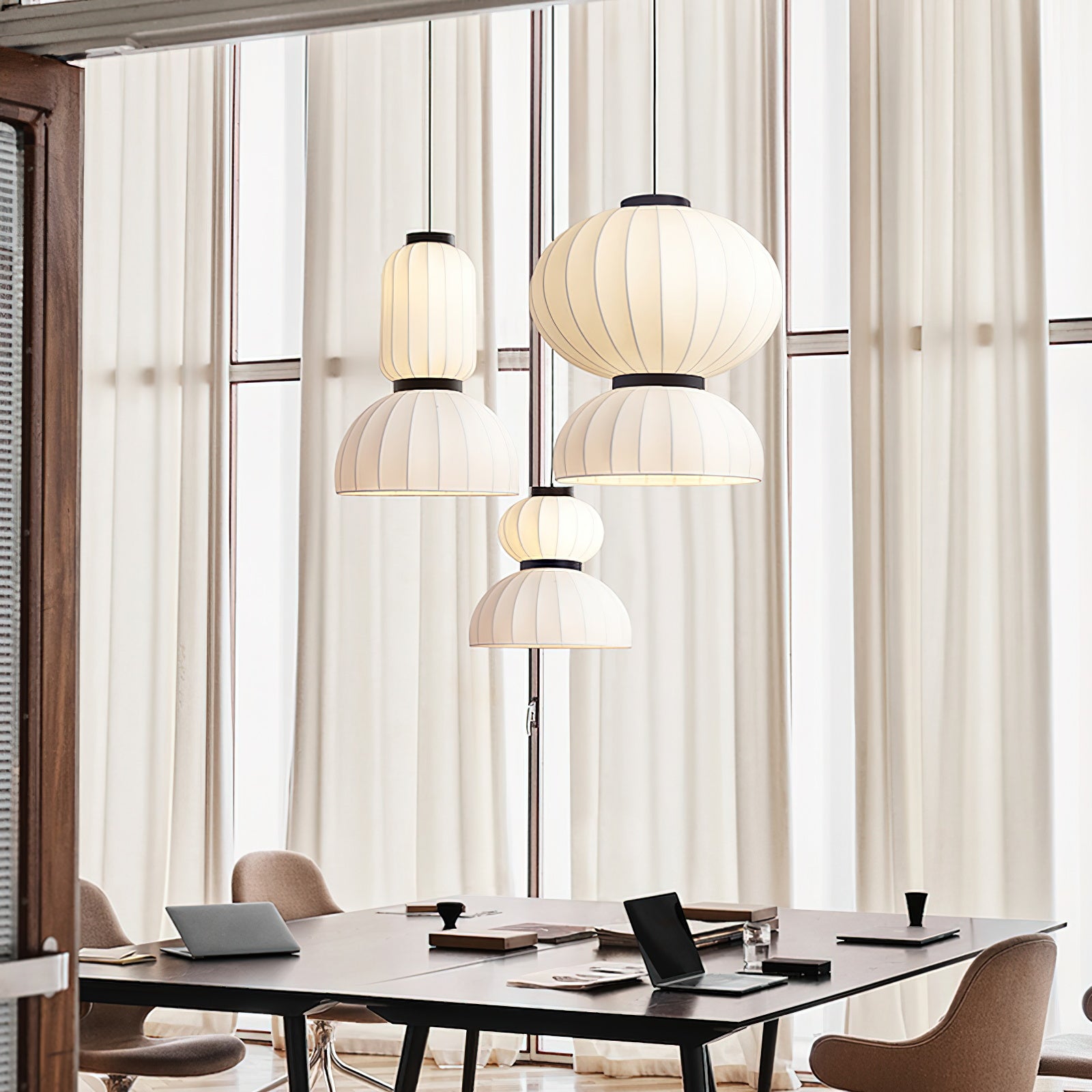 Silkworm Formakami Pendant Light