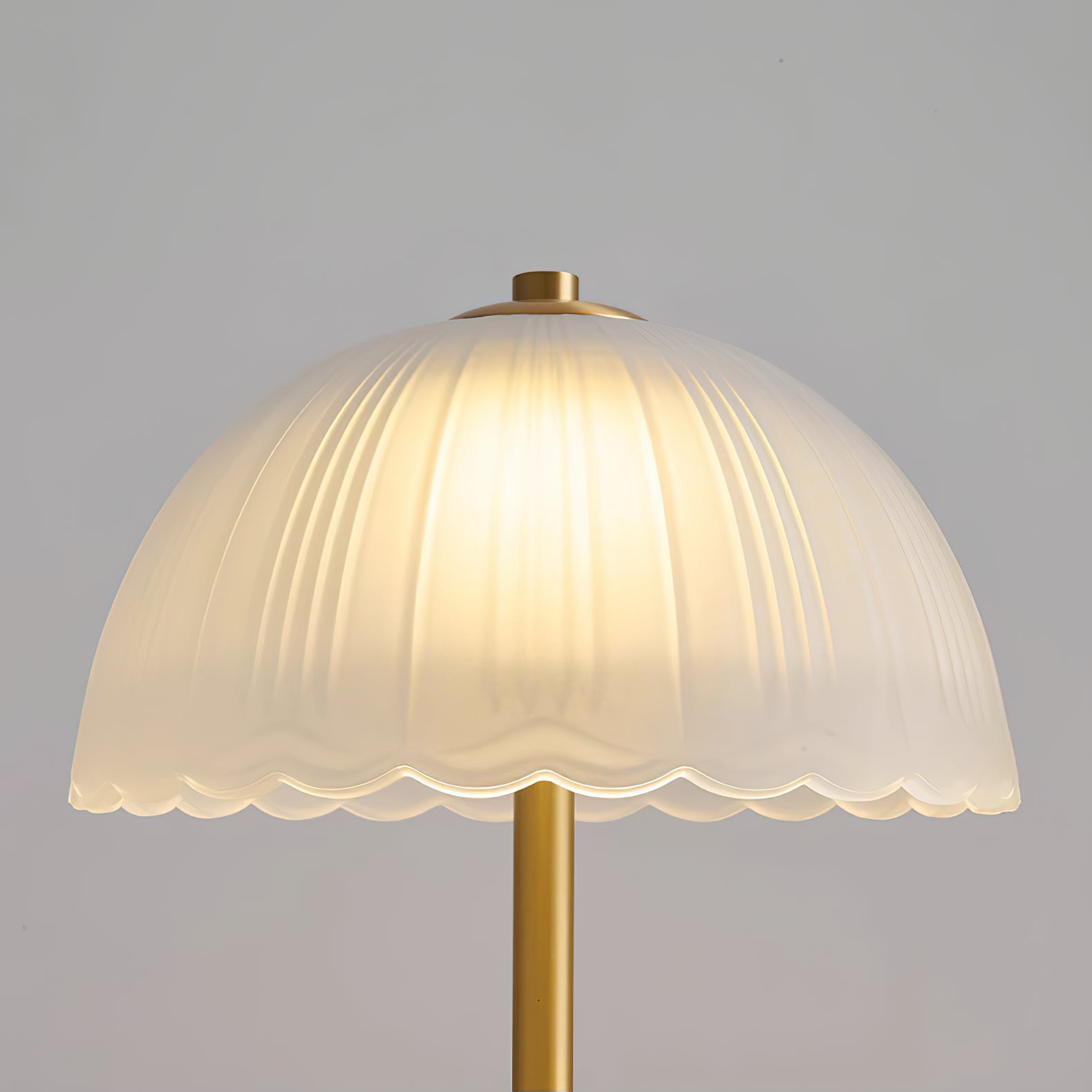 Petite lampe de table parapluie