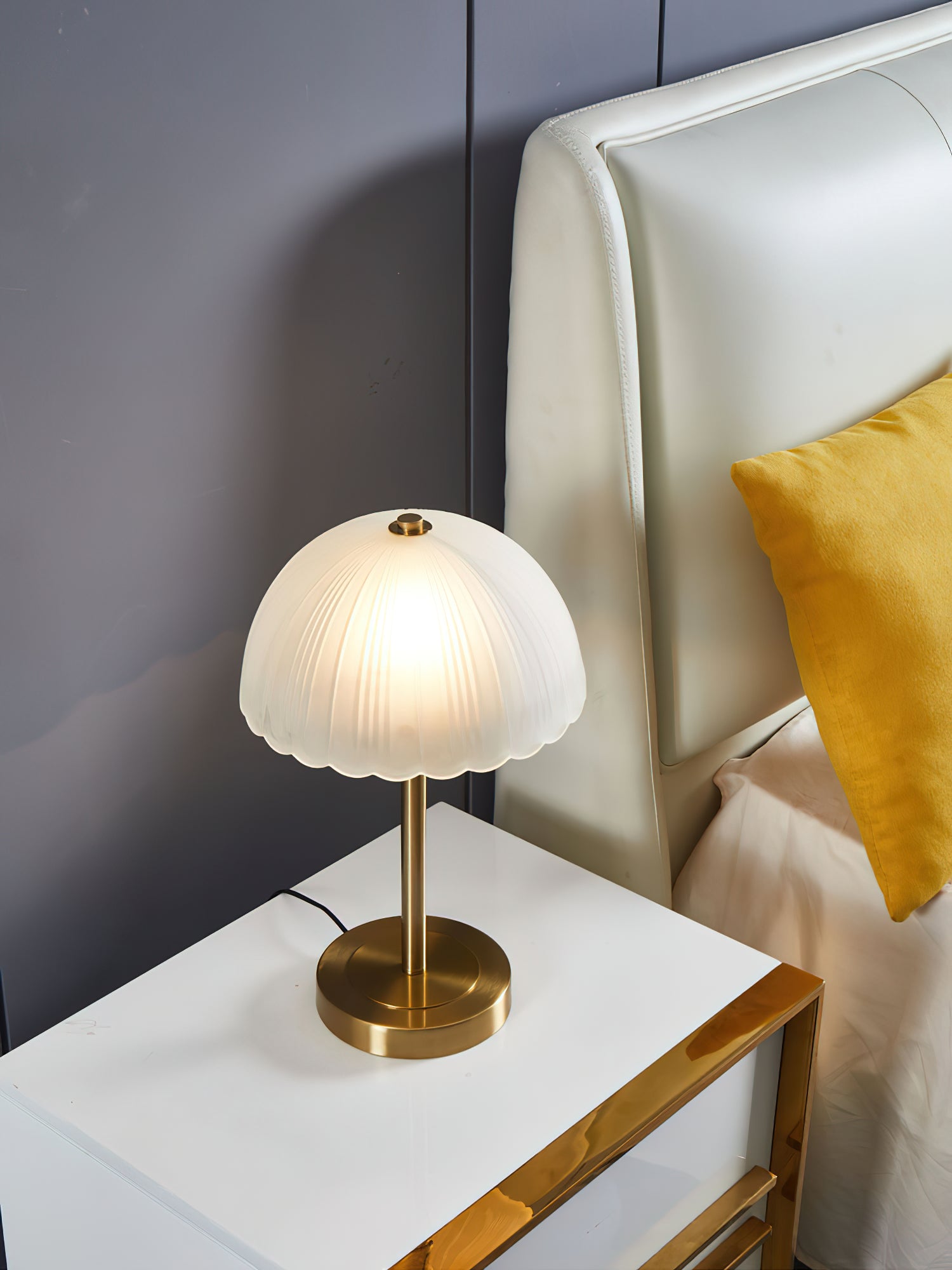 Petite lampe de table parapluie