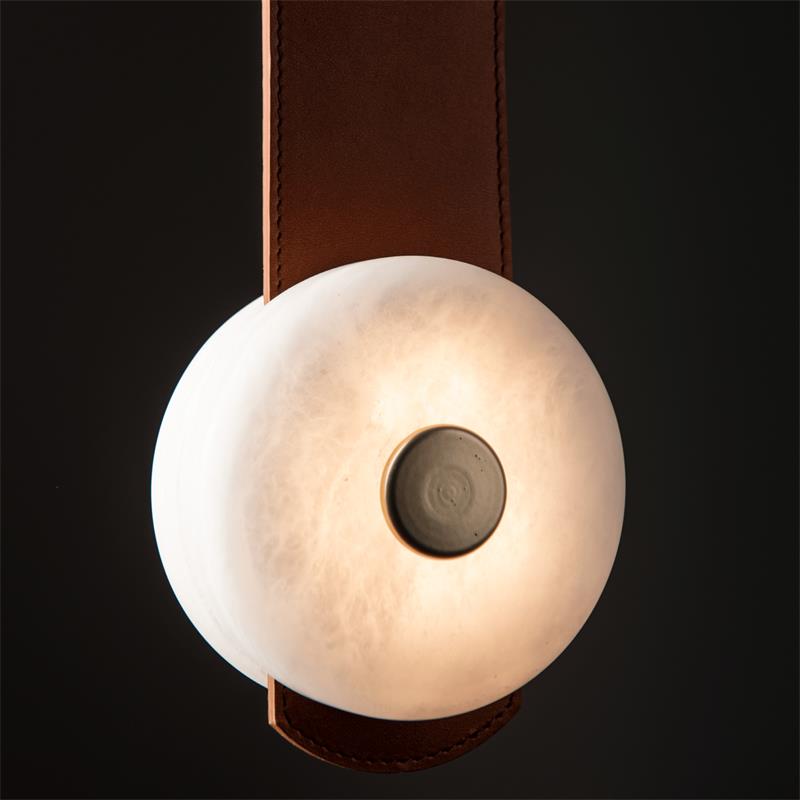 Snaps LED Floor-to-Ceiling Lamp – Radilum