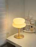 Load image into Gallery viewer, Snowman Table Lamp
