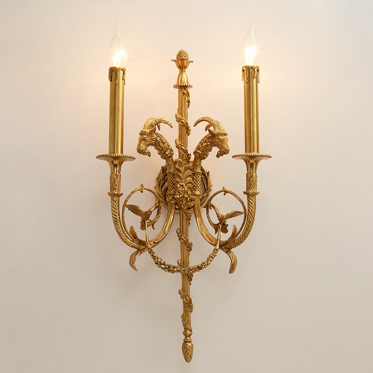 Sociapailis Brass Wall Lamp