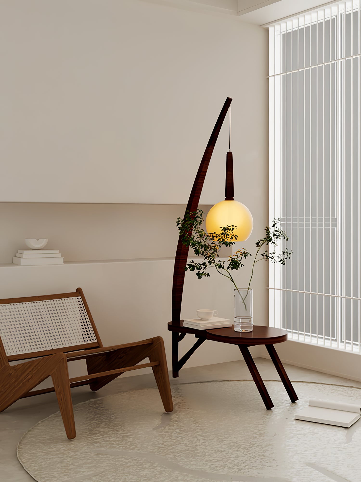 Lampadaire de rangement pour table basse en bois massif