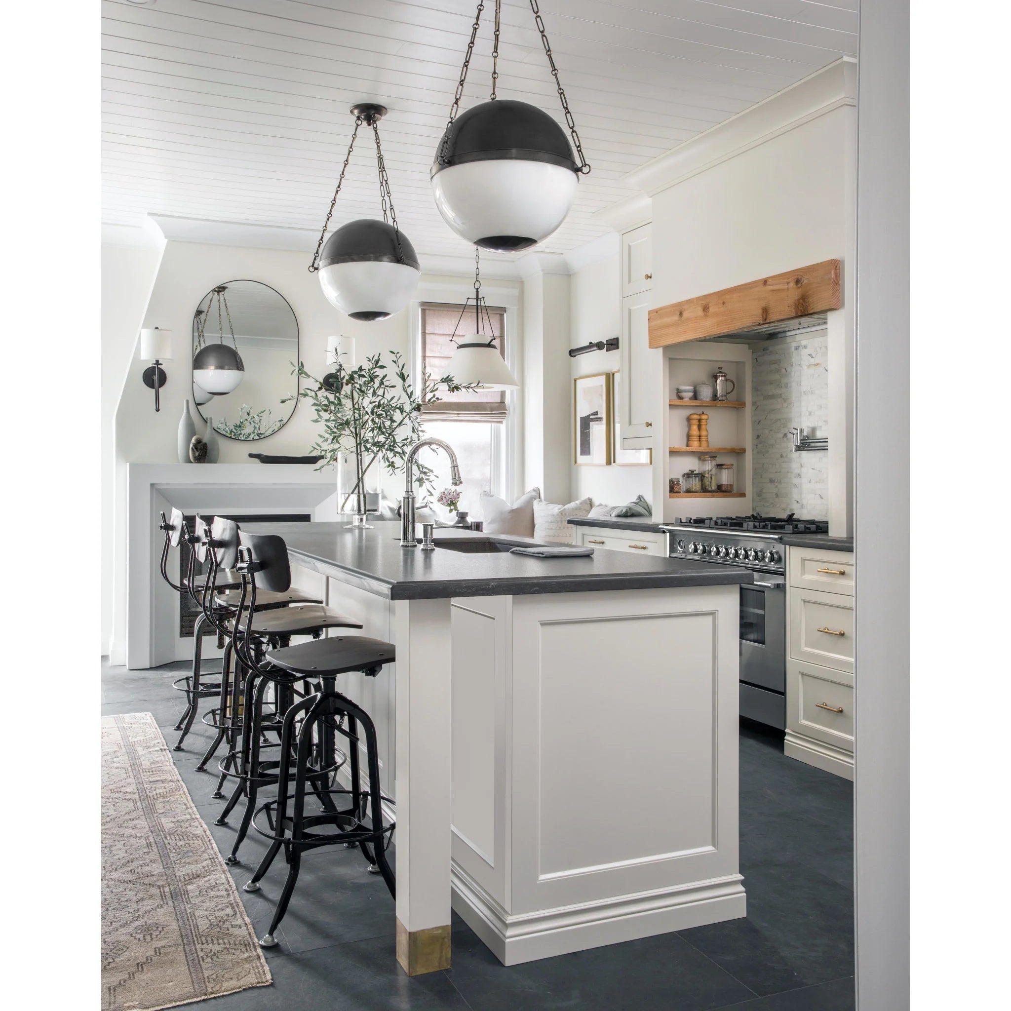 Sphere No.2 Pendant Lamp