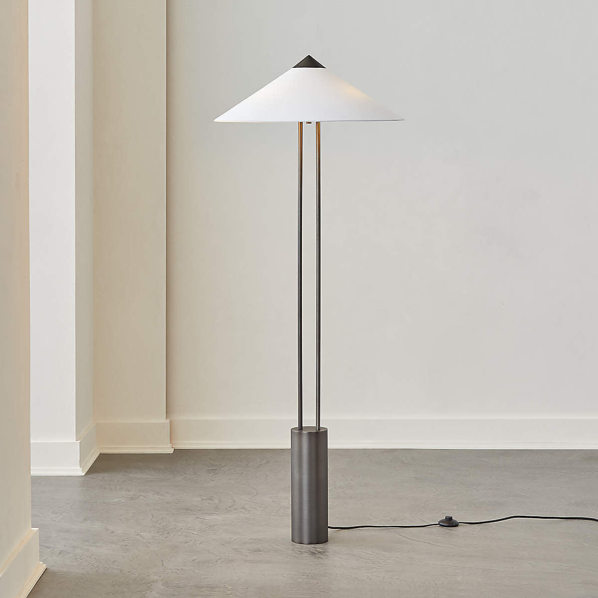 Staccato Floor Lamp