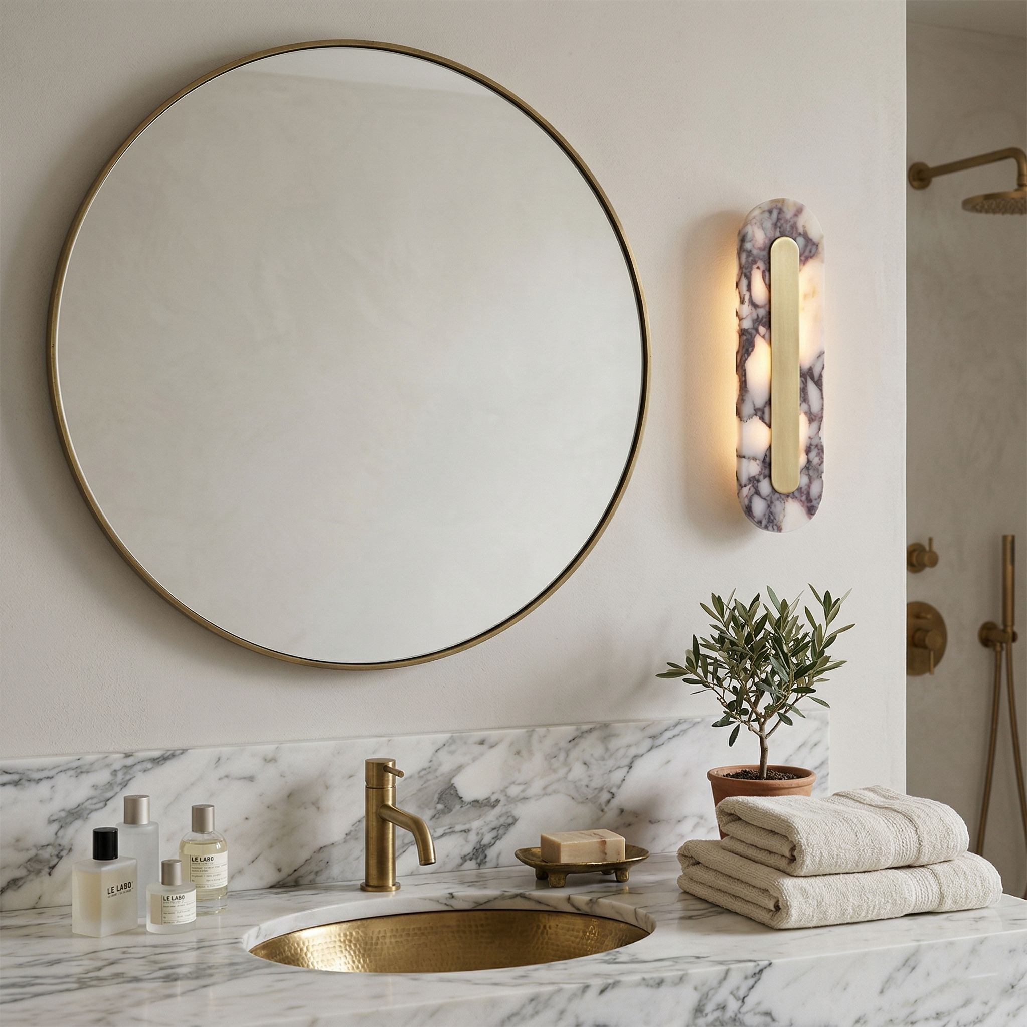 Marmo Wall Lamp