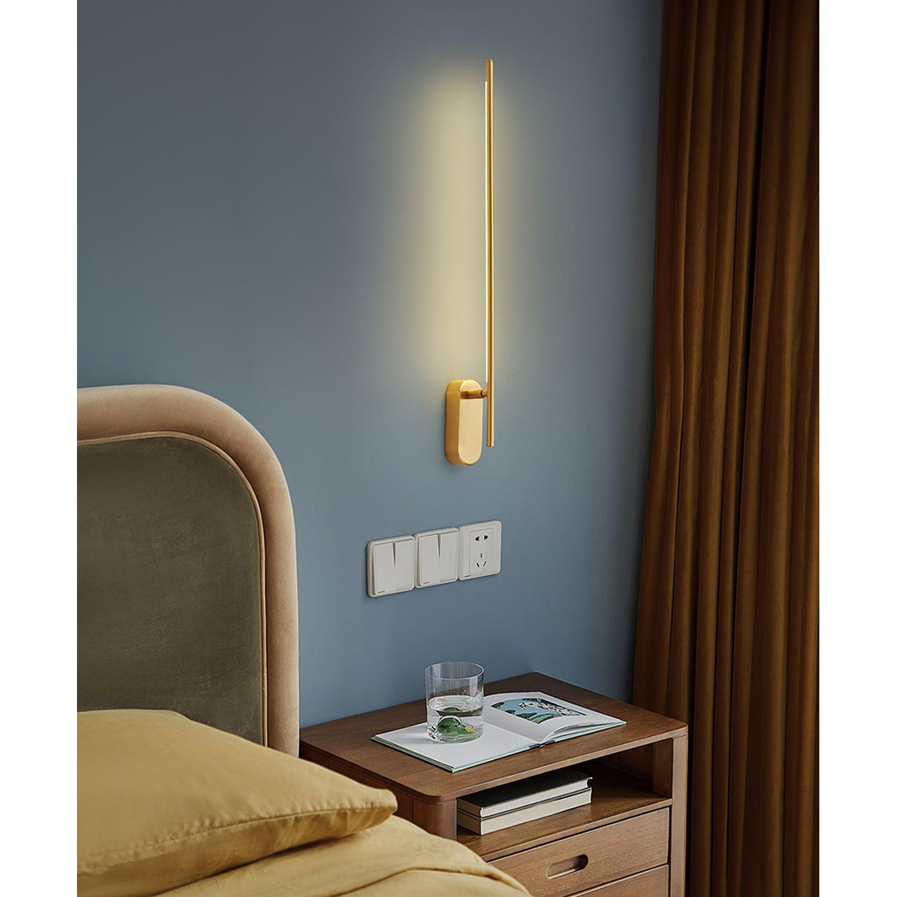 Stick Shaped Metal Sconce