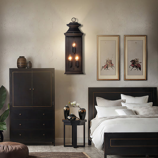 Strathmore Wall Lamp