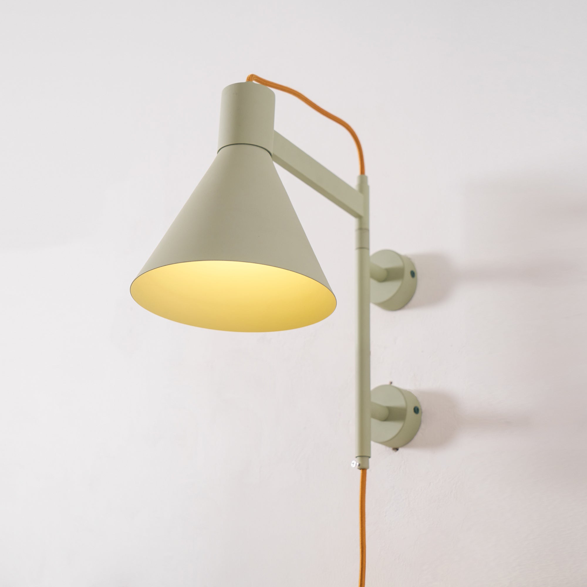 Studio Plug-In Wall Lamp
