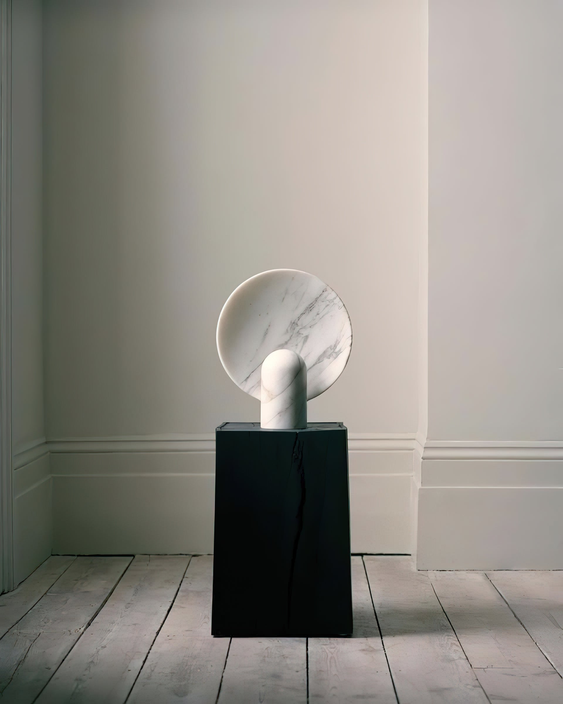 Surface Table Lamp