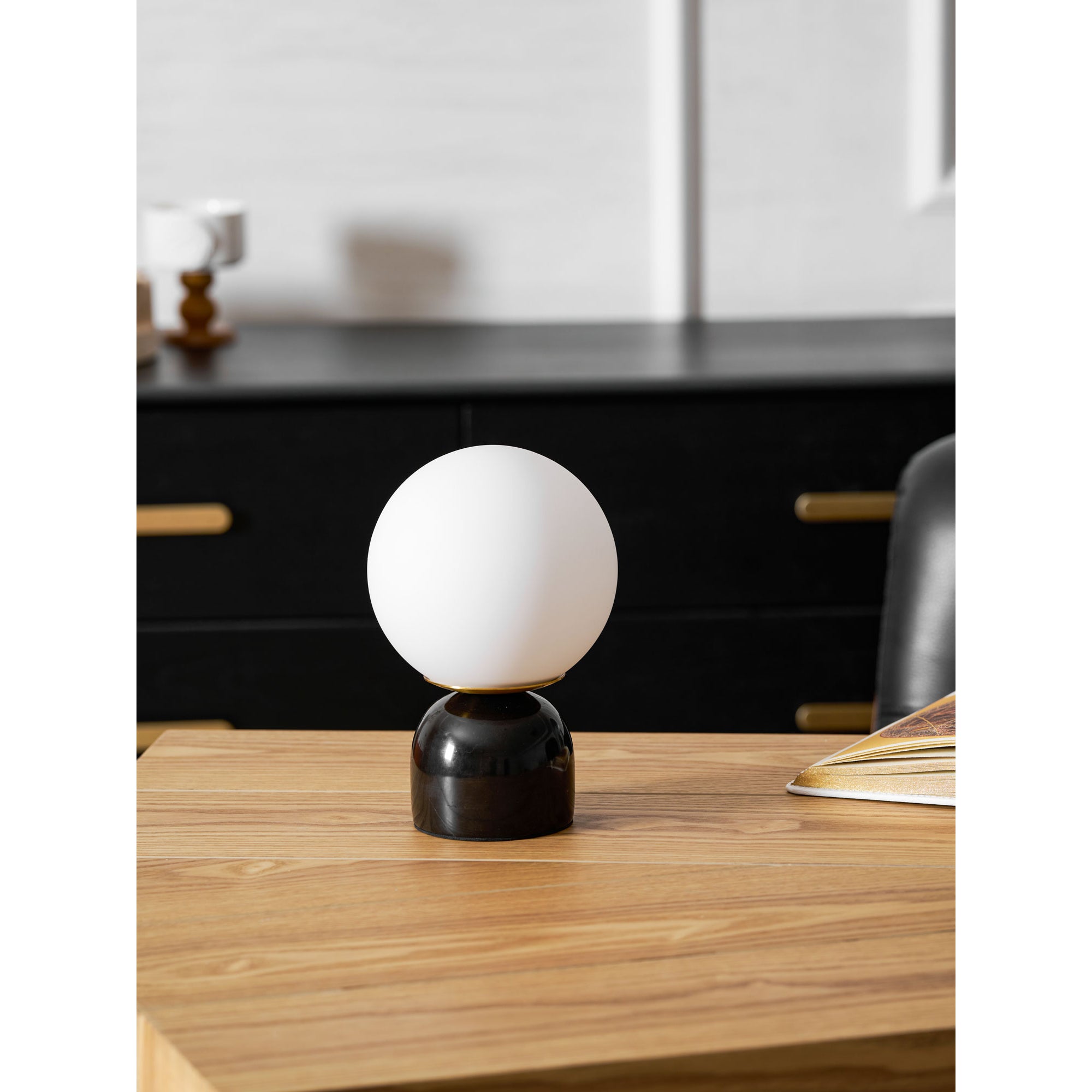 Yannick Marble Table Lamp