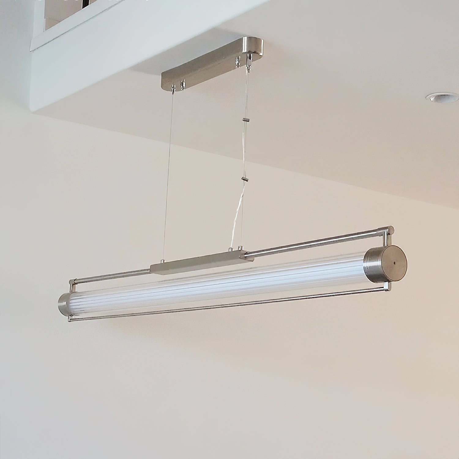 Tamar Wand Pendnat Lamp