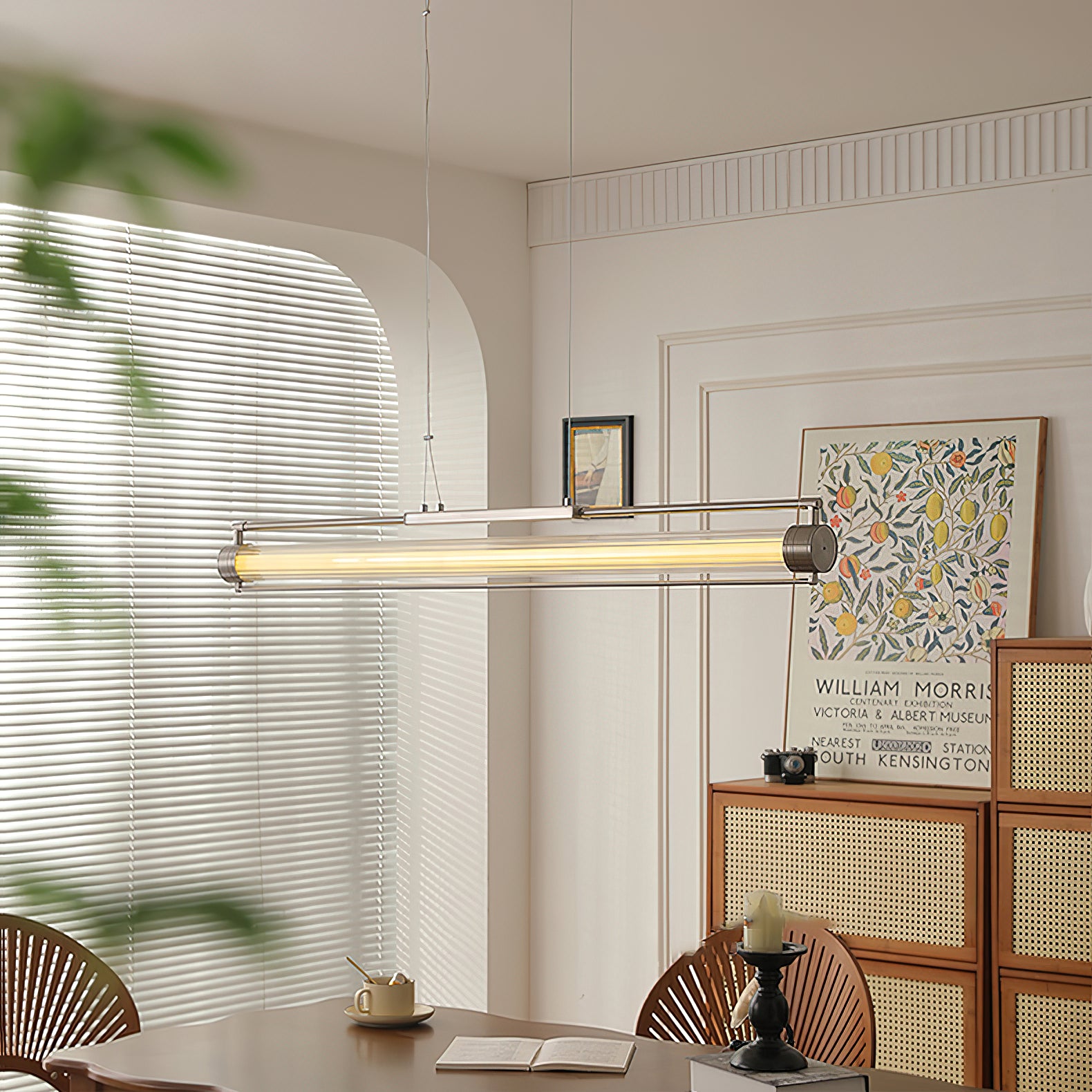 Tamar Wand Pendnat Lamp