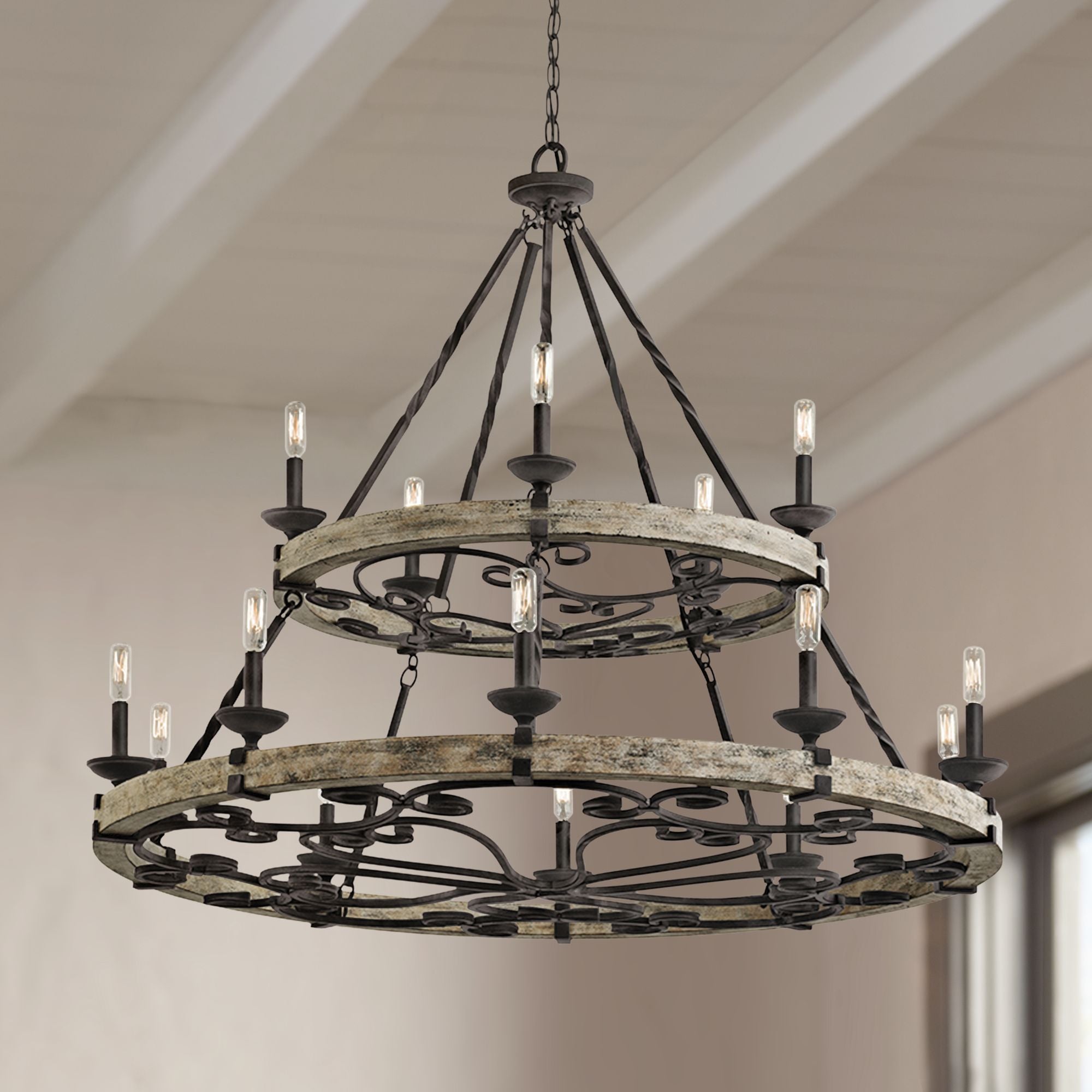 Taulbee Chandelier