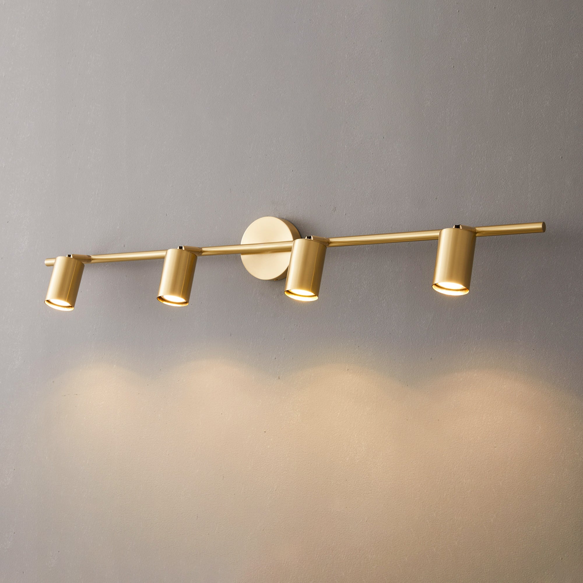 Taylor Adjustable Head Wall Lamp