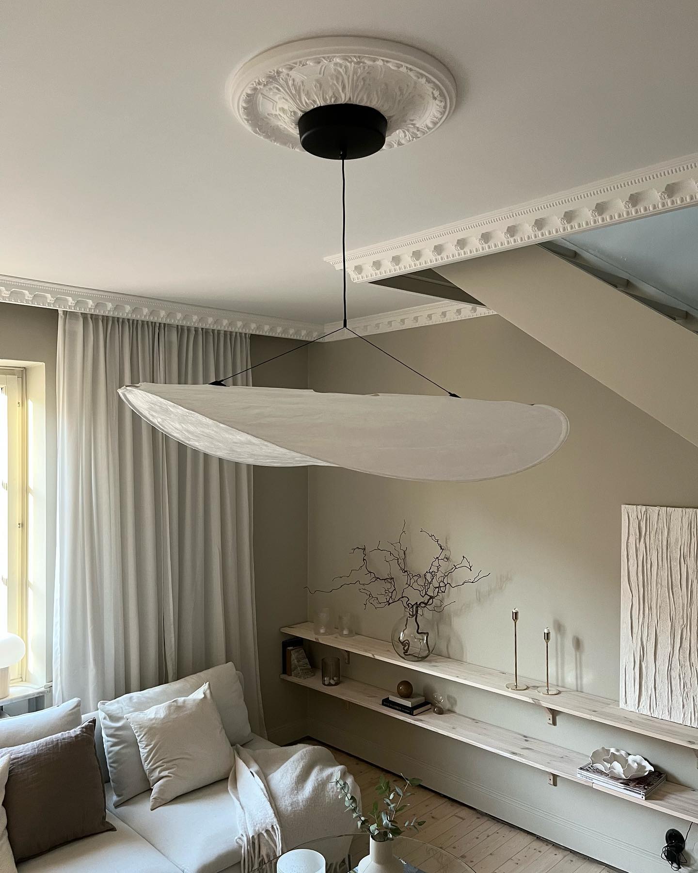 Tense Pendant Lamp