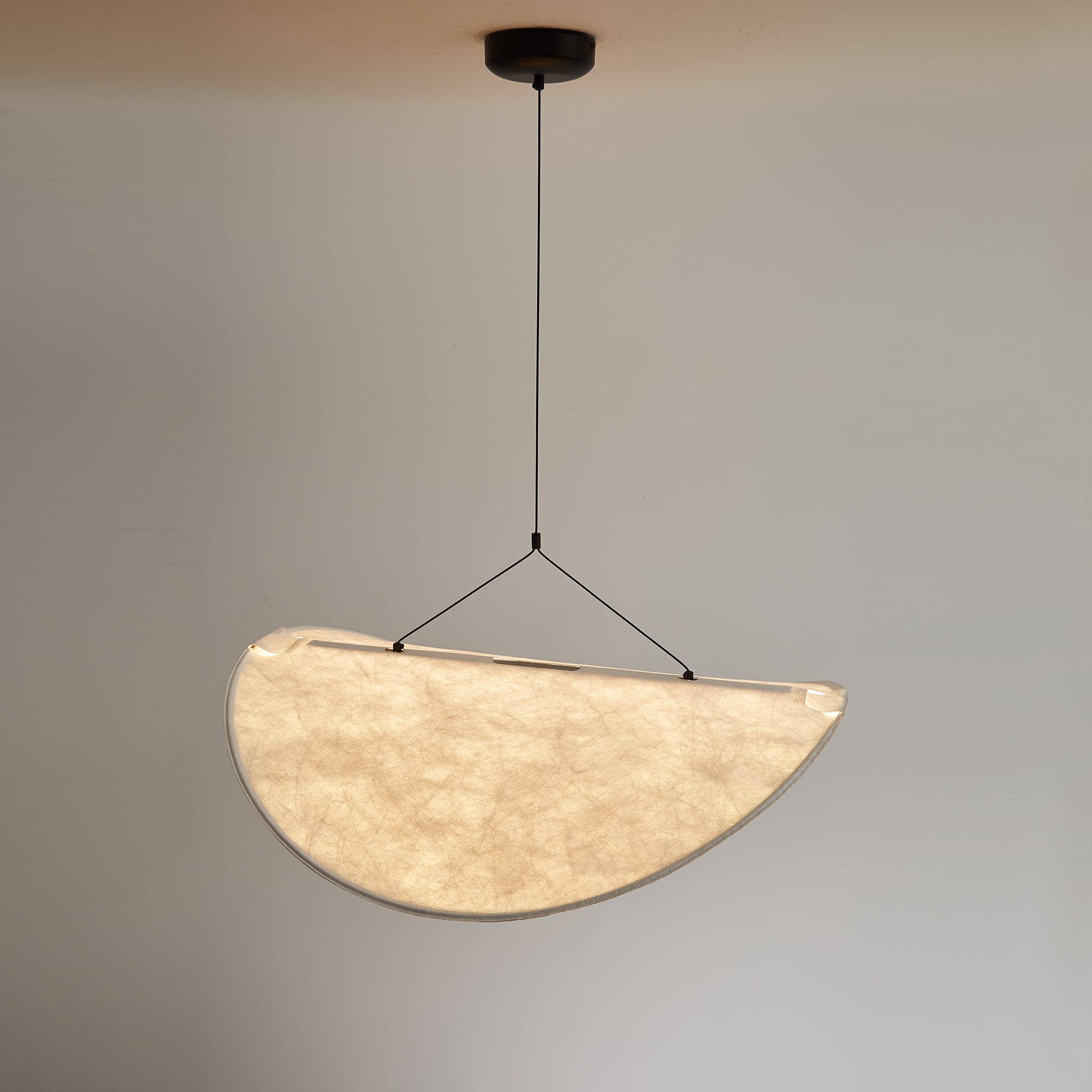 Lampe à suspension tendue Tyvek 