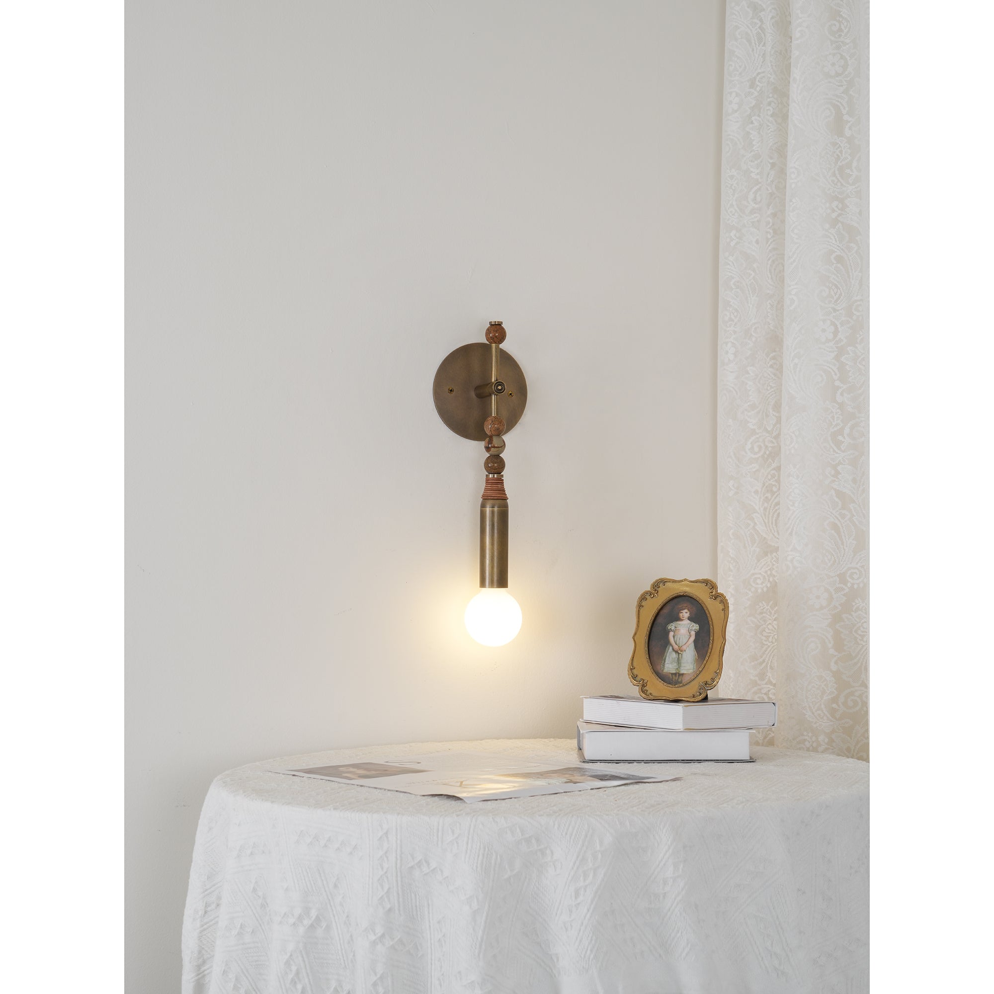 Toam Wall Lamp