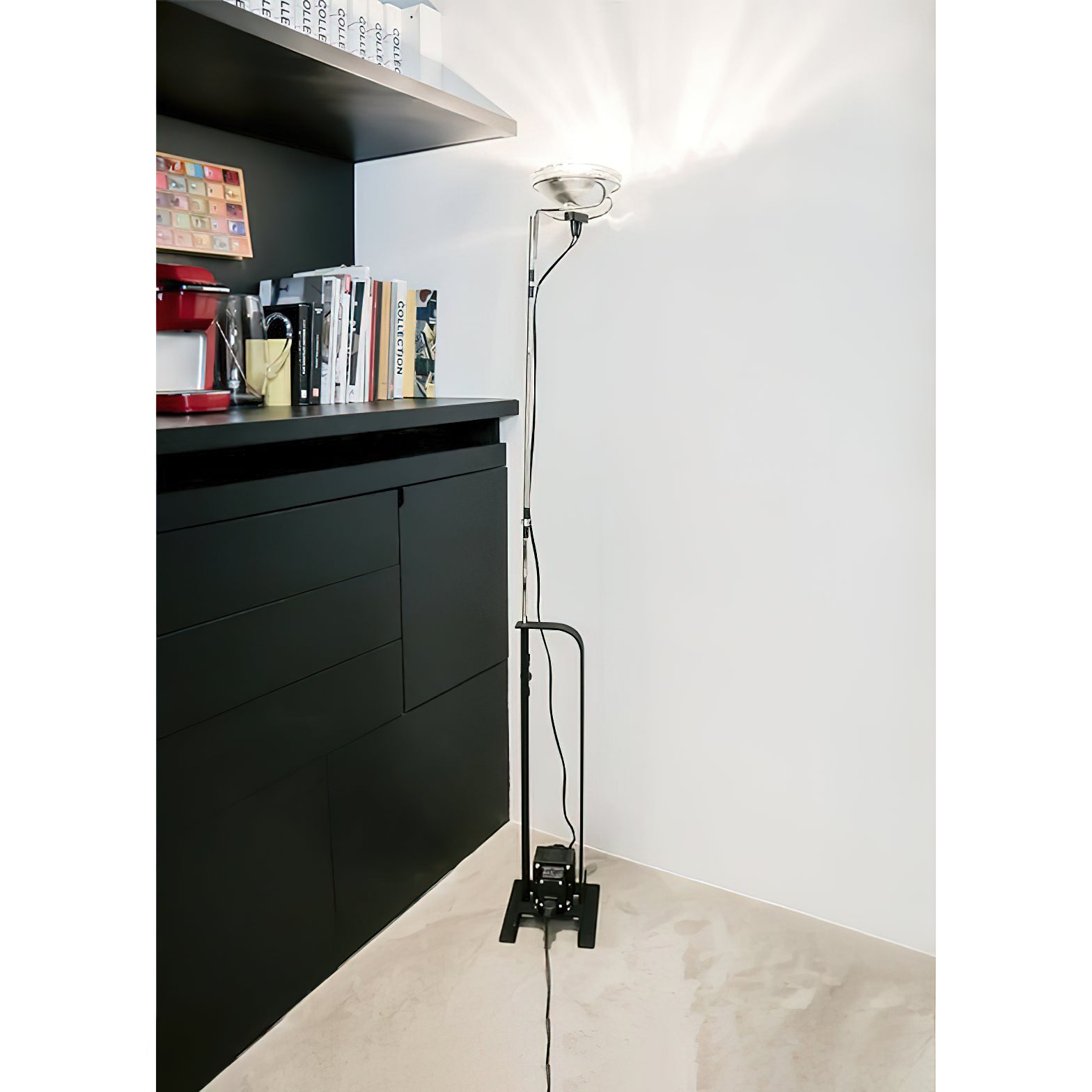 Toio Floor Lamp