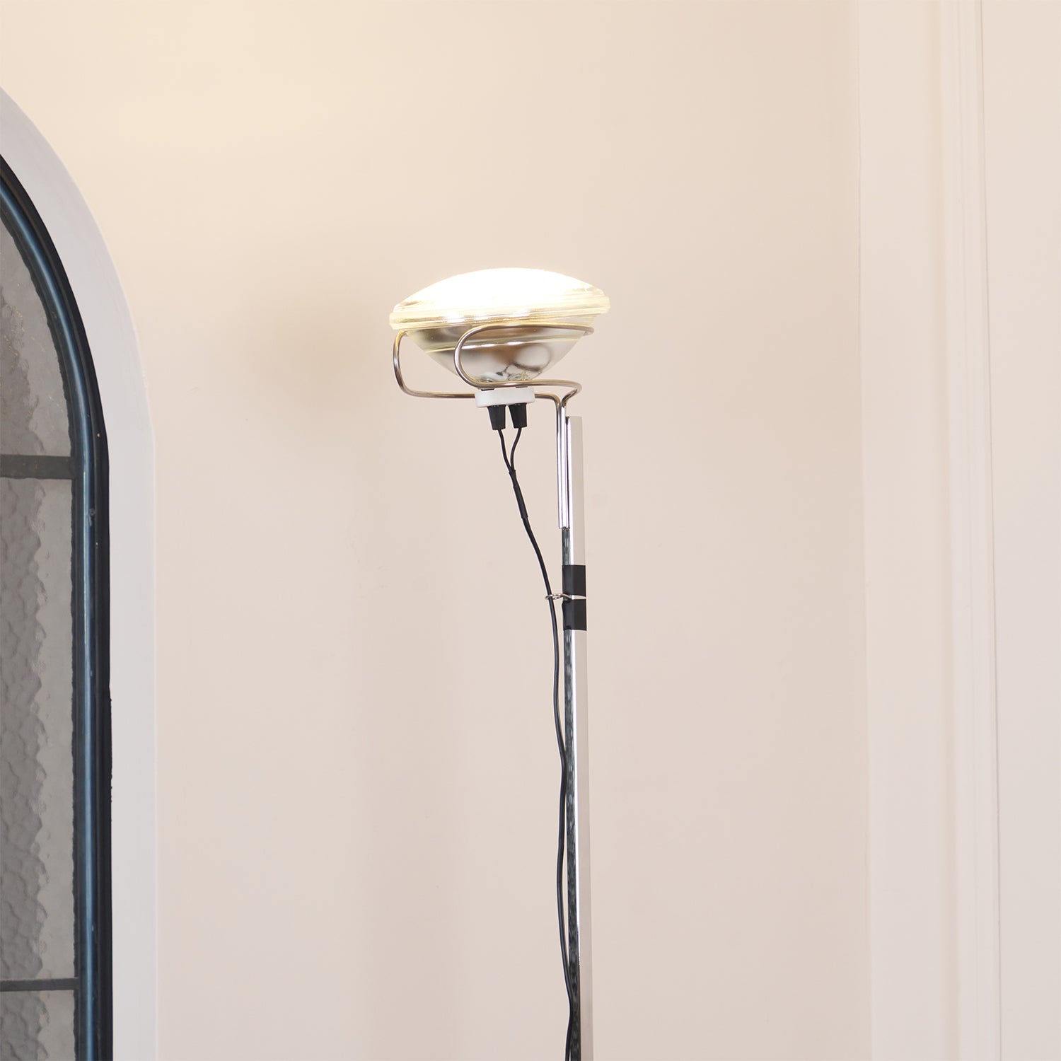 Toio Floor Lamp