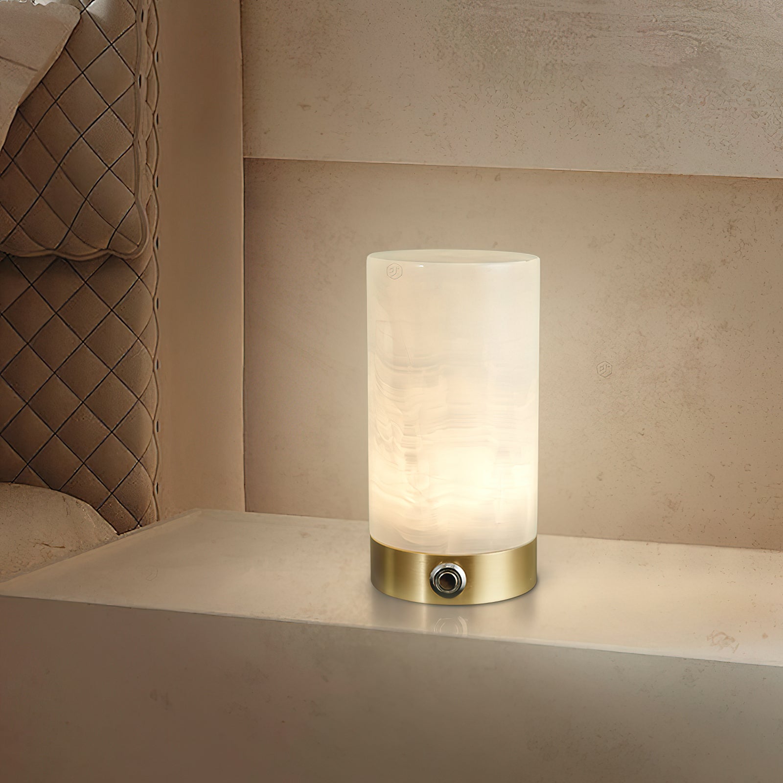 Totem Alabaster Table Lamp (built-in battery)