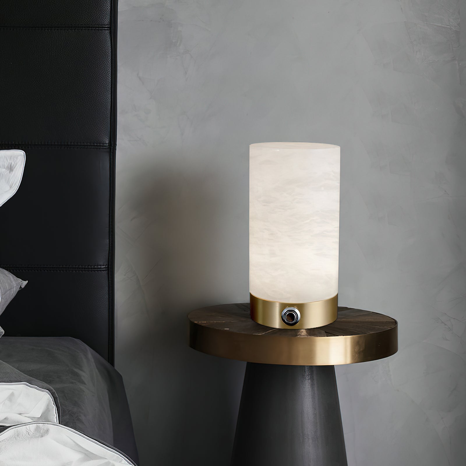 Totem Alabaster Table Lamp (built-in battery)